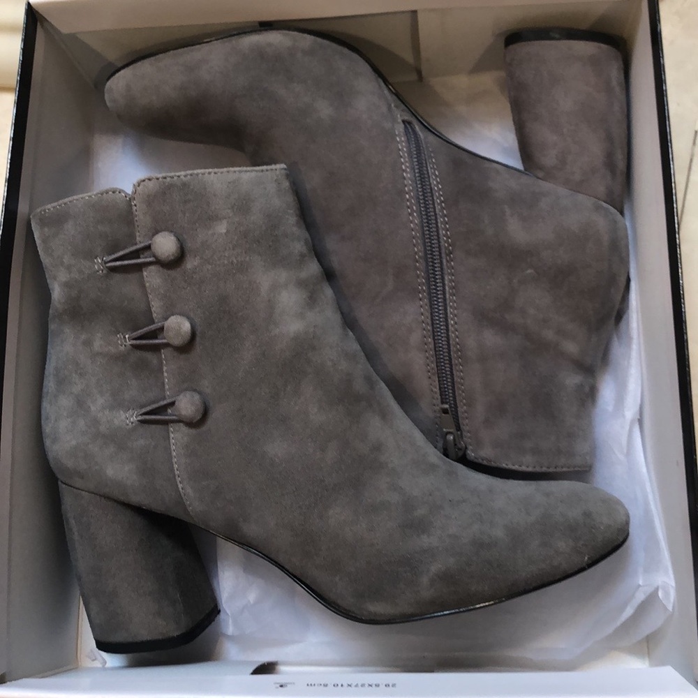 Gray suede Nine West booties size 9 1/2
